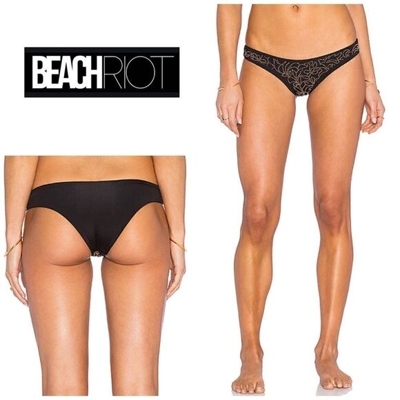 BEACH RIOT bikini bottom. New - Picture 1 of 9